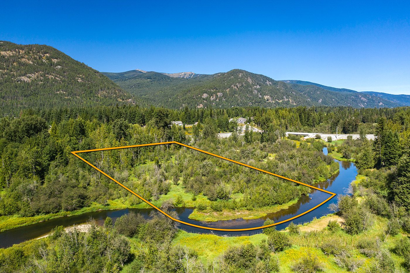 476910 Hwy 95, Ponderay, ID 83852